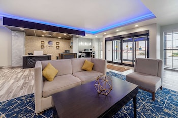 Comfort Inn & Suites Oklahoma City South I-35,Guthrie>>Del City,3 star