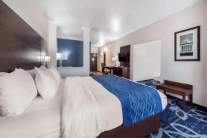 comfort inn and suites oklahoma city south i 35