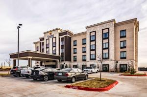 comfort inn and suites oklahoma city south i 35