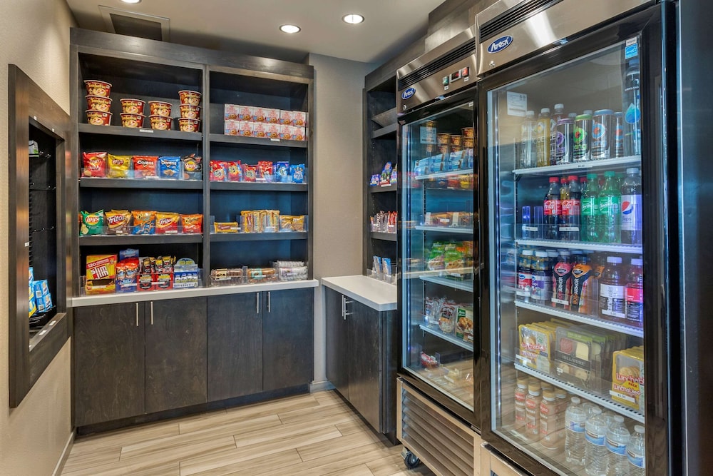 comfort inn and suites salt lake city airport