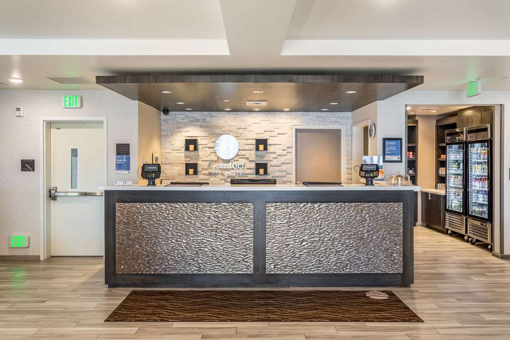 comfort inn and suites salt lake city airport