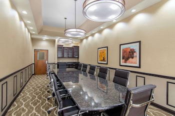 comfort inn and suites shawnee kansas city