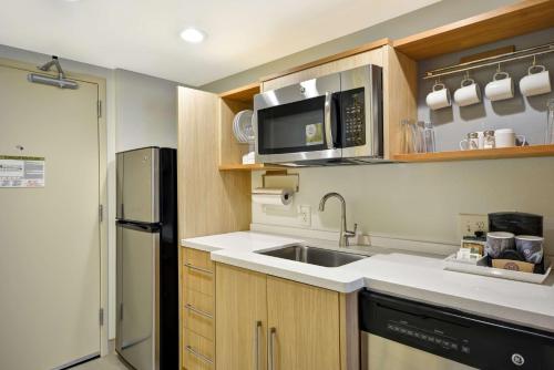 home2 suites by hilton opelika auburn