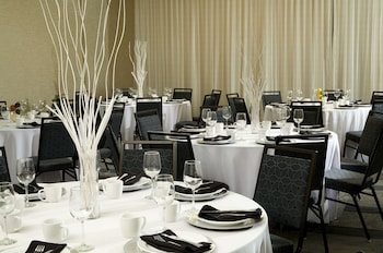 cambria hotel phoenix chandler fashion center