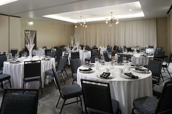 cambria hotel phoenix chandler fashion center