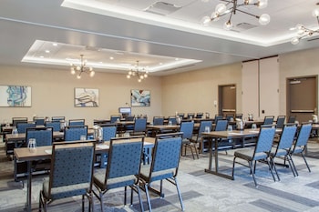cambria hotel phoenix chandler fashion center