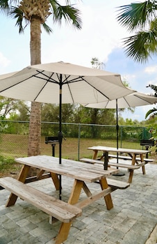 Home Inn & Suites Orlando-Apopka,Orange County>>Apopka,3 star