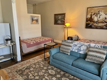 historic downtown capitol hotel vacation suites