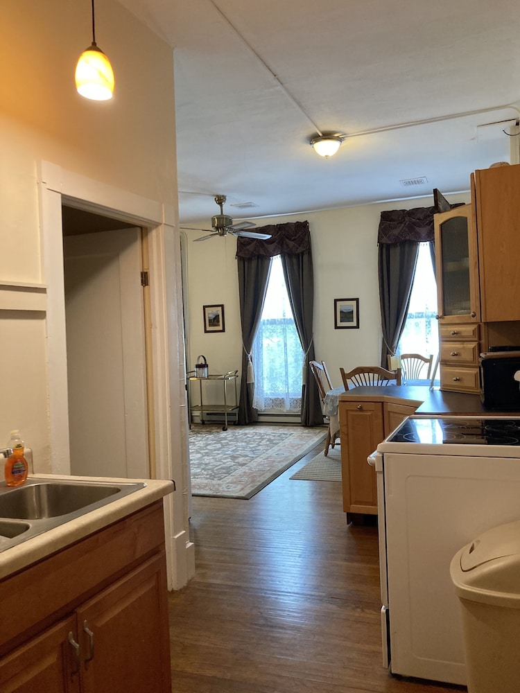 historic downtown capitol hotel vacation suites