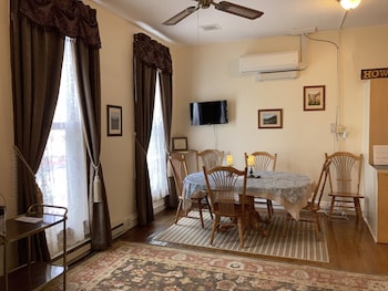 historic downtown capitol hotel vacation suites