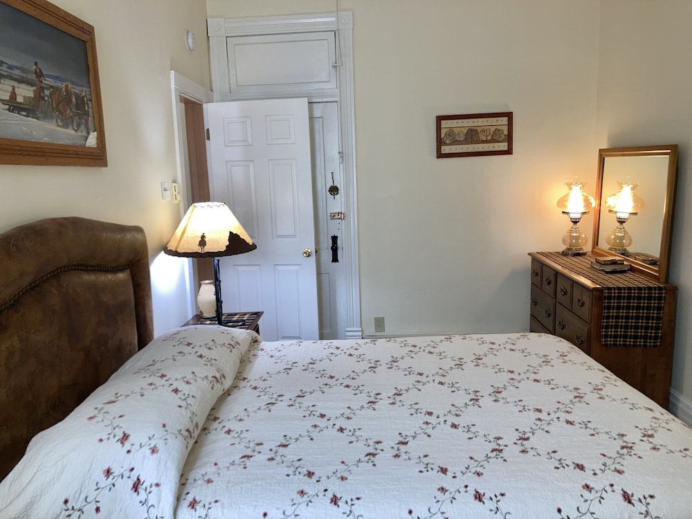 historic downtown capitol hotel vacation suites