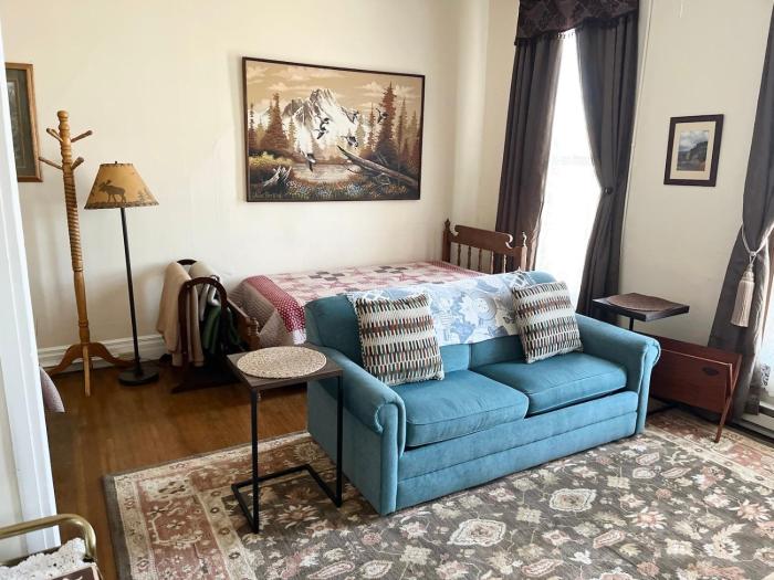 historic downtown capitol hotel vacation suites