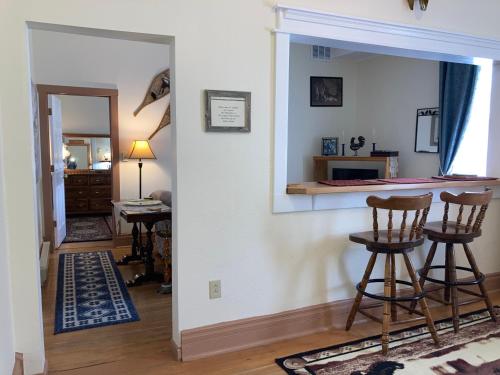 historic downtown capitol hotel vacation suites