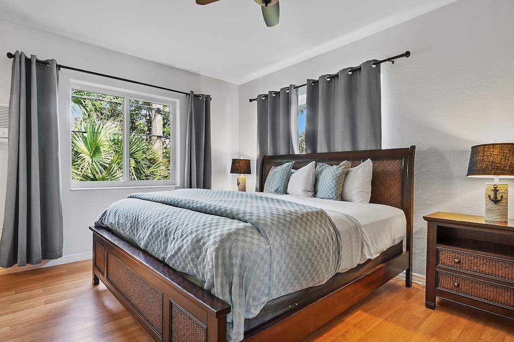 4145 by the sea inn and suites