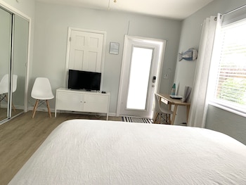 4145 by the sea inn and suites