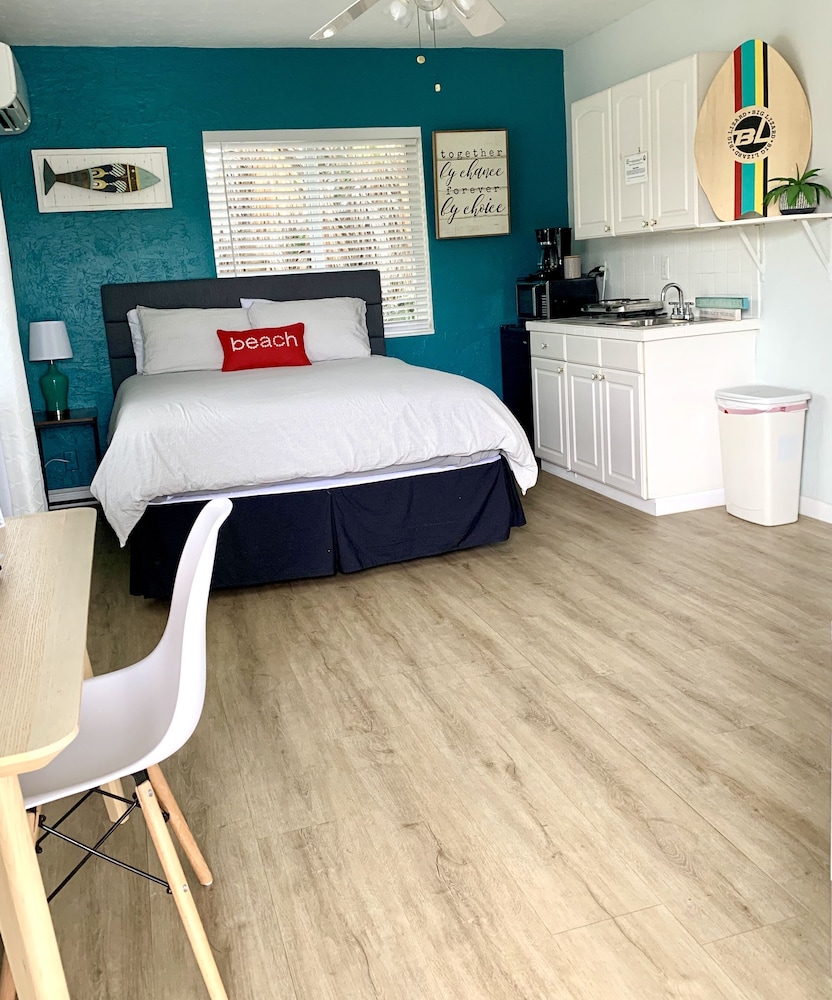 4145 by the sea inn and suites