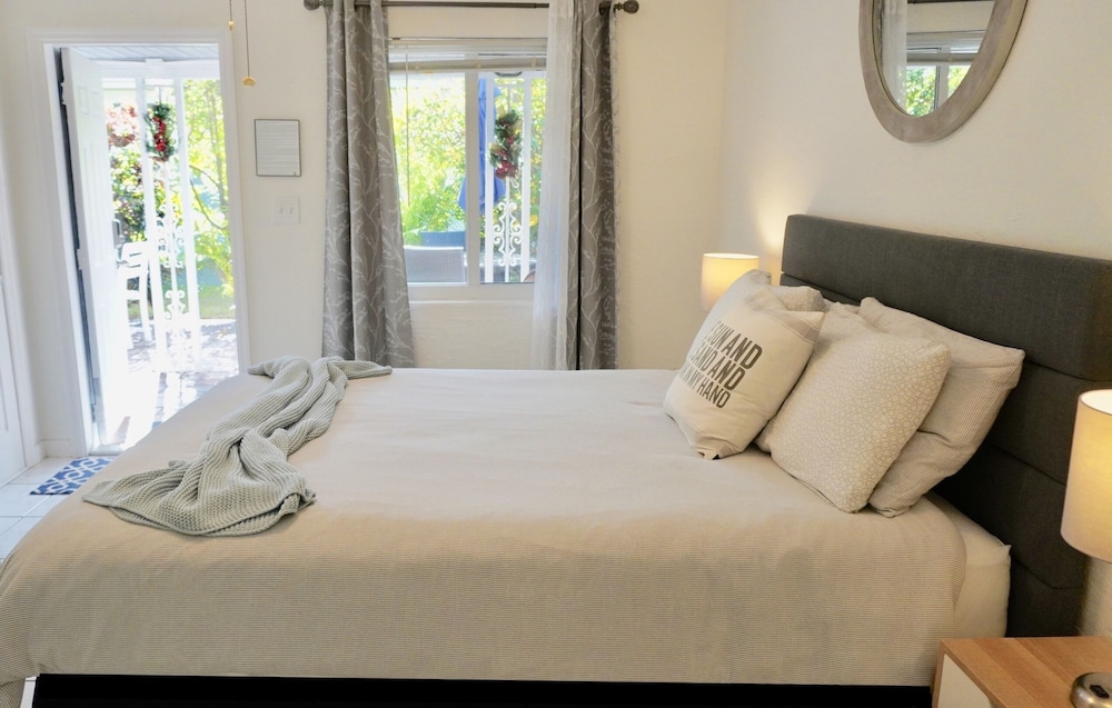 4145 by the sea inn and suites