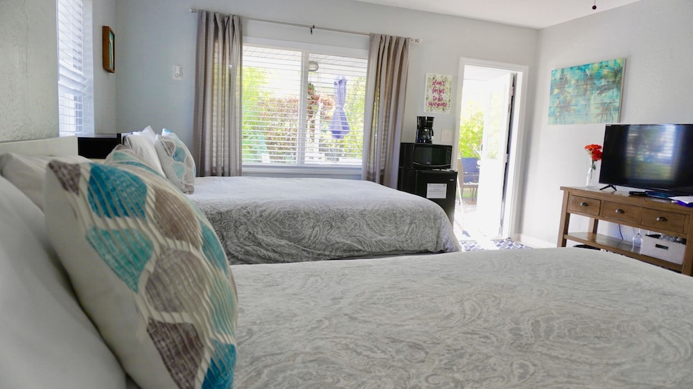 4145 by the sea inn and suites