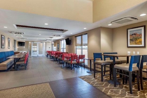 comfort inn and suites