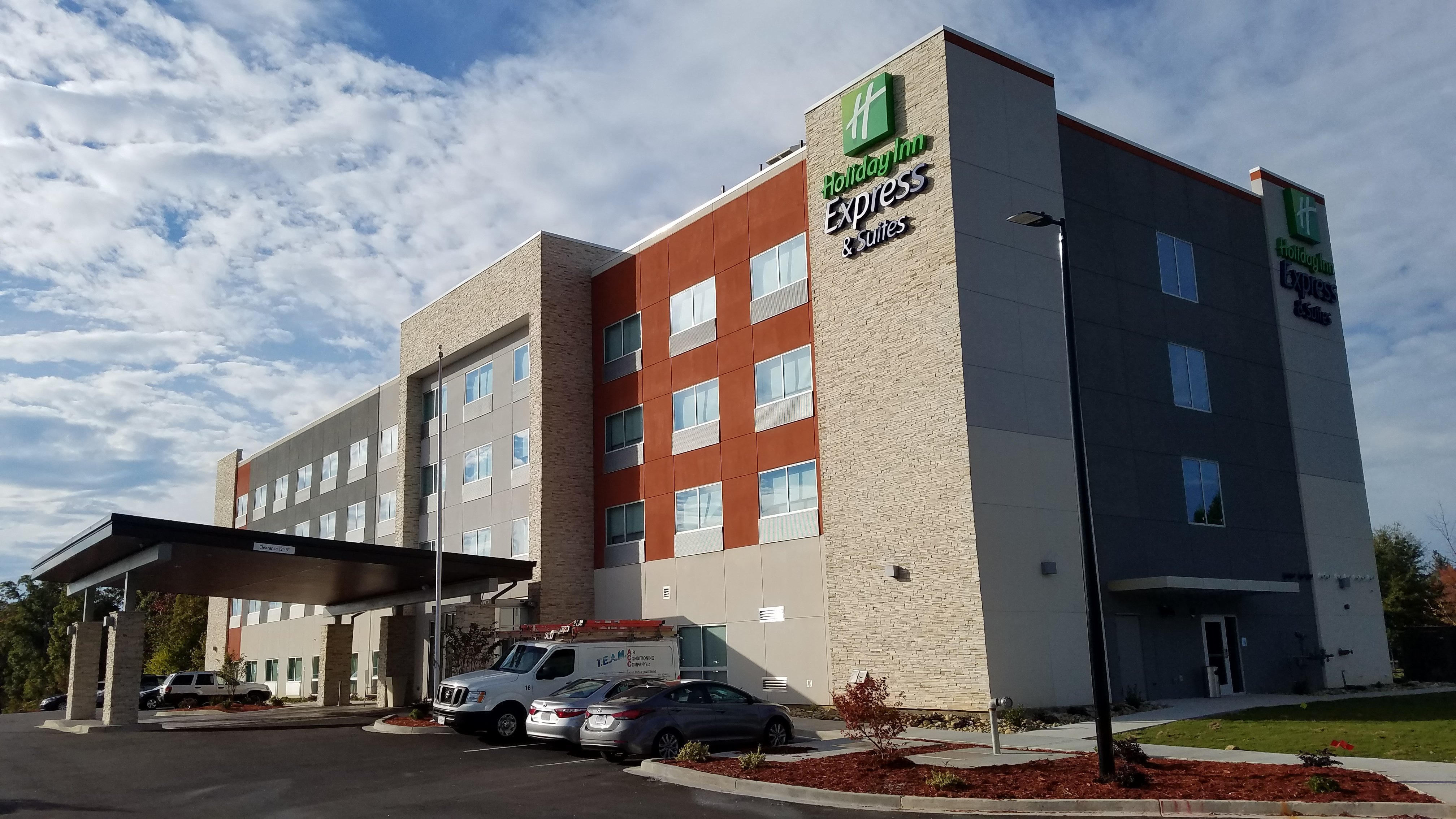 holiday inn express and suites greenville se simpsonville