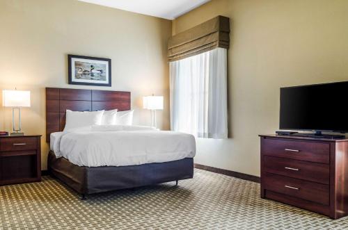 mainstay suites hackberry sportsmans lodge
