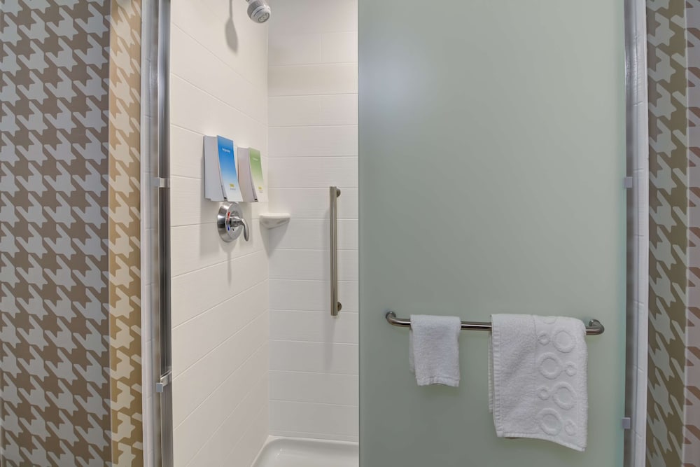home2 suites by hilton lafayette in