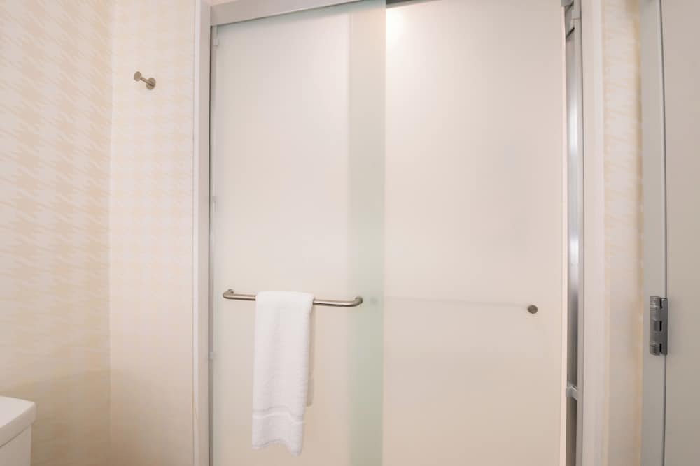 home2 suites by hilton columbia downtown