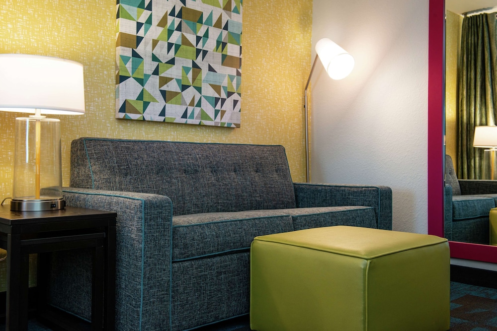 home2 suites by hilton columbia downtown
