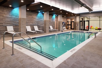 home2 suites by hilton columbia downtown