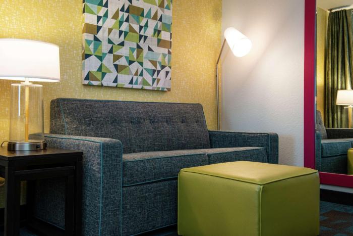 home2 suites by hilton columbia downtown
