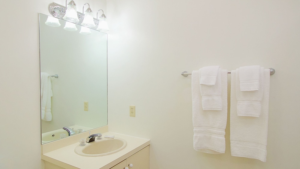 the ponds at foxhollow