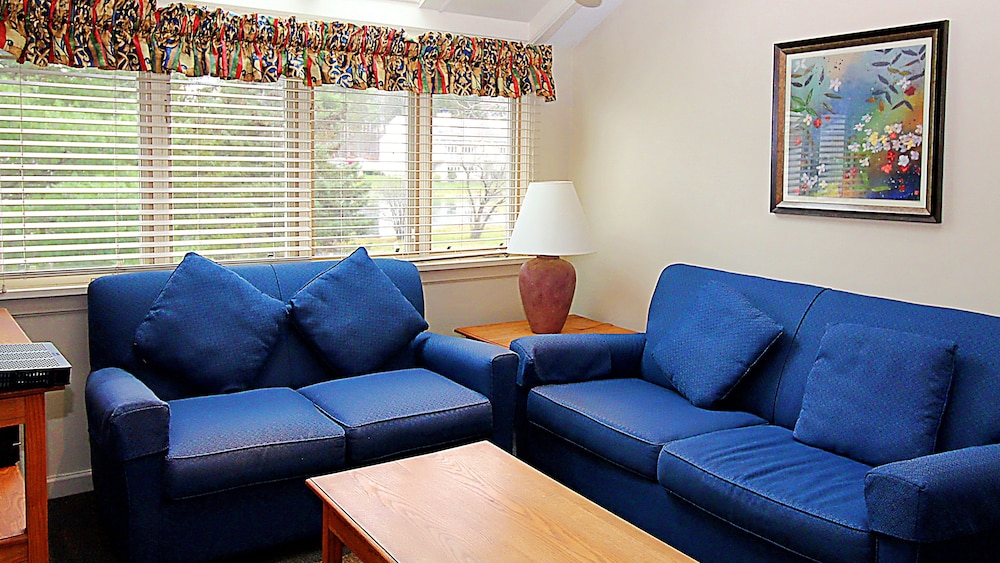 the ponds at foxhollow