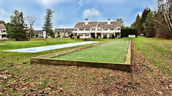 the ponds at foxhollow