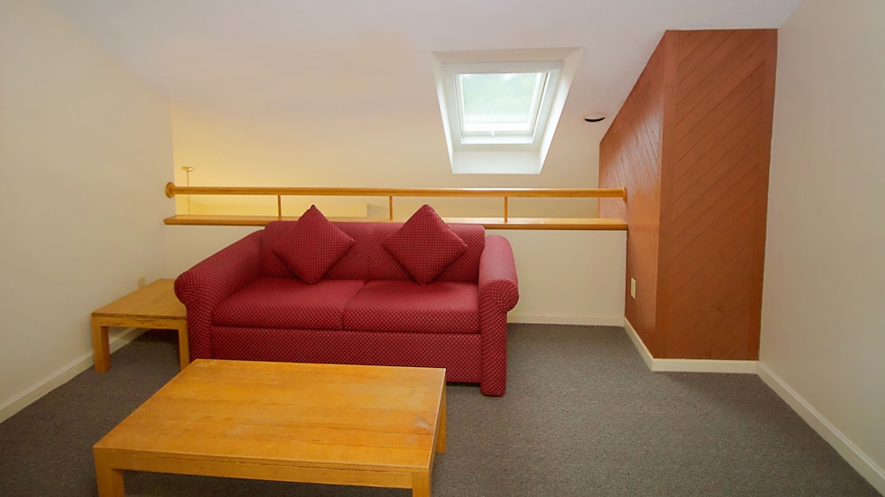 the ponds at foxhollow