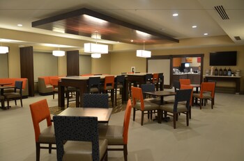 comfort suites florence cincinnati south