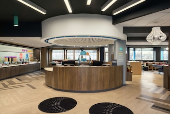 tru by hilton york