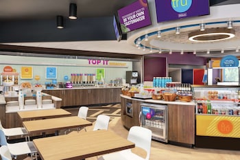 tru by hilton meridian boise west id