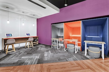 tru by hilton savannah midtown ga