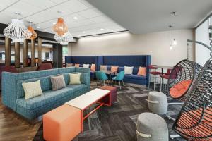 tru by hilton savannah midtown ga