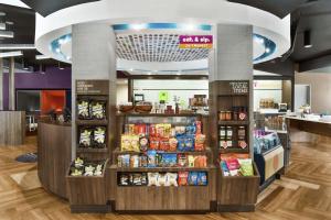 tru by hilton savannah midtown ga