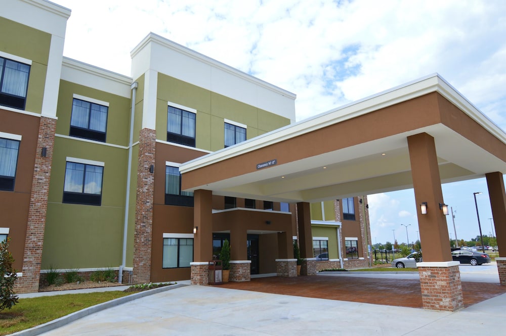 Wyndham Garden New Roads / False River,Franklin>>Baton Rouge,3 star