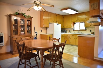 Robbins Motel,Bar Harbor>>Acadia National Park,3 star