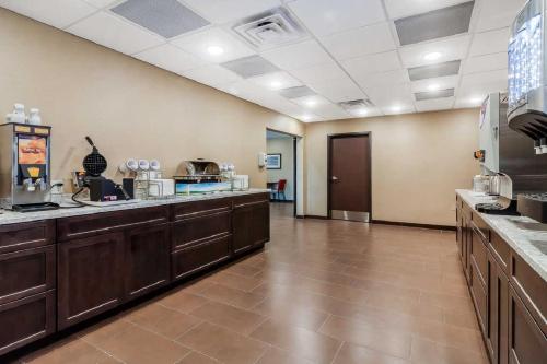 comfort suites la vista omaha