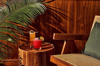 Kimpton Sawyer Hotel By Ihg,Sacramento>>Rancho Cordova,4 star