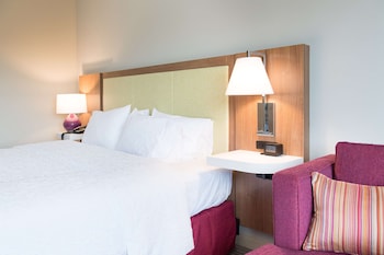 hampton inn and suites walterboro