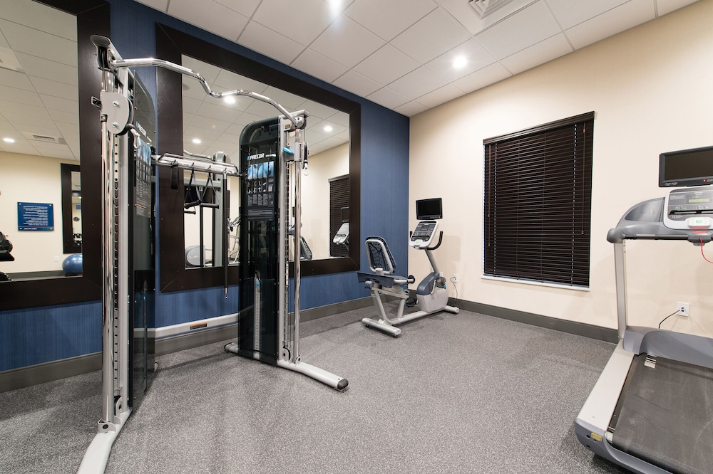 hampton inn and suites walterboro
