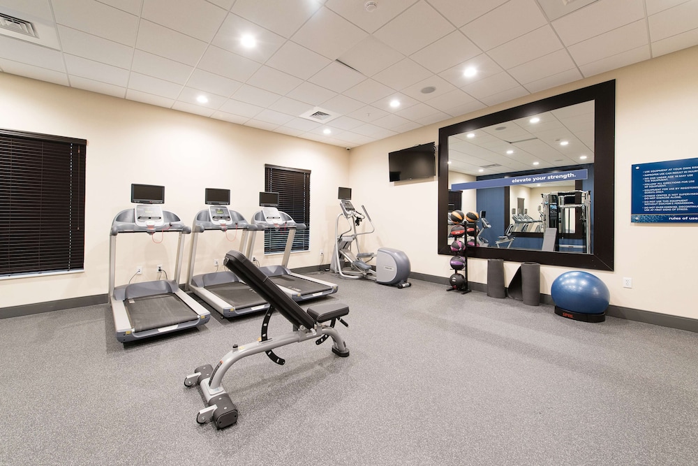 hampton inn and suites walterboro