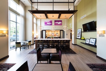 hampton inn and suites walterboro
