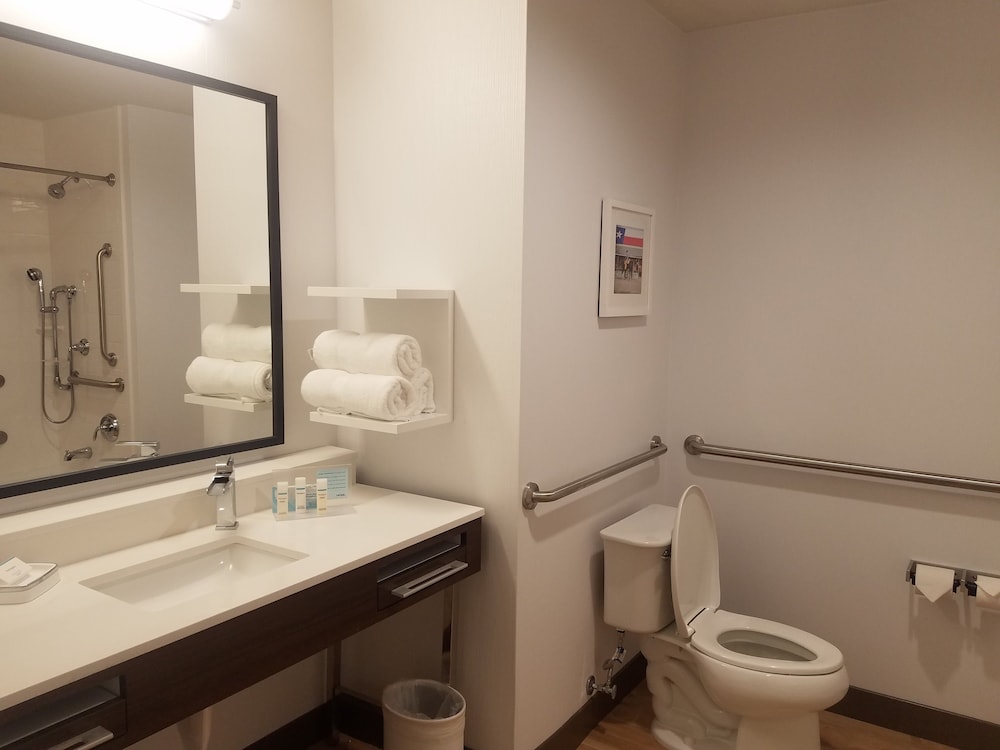 hampton inn bulverde texas hill country