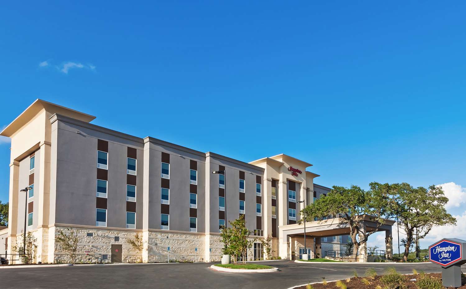 hampton inn bulverde texas hill country